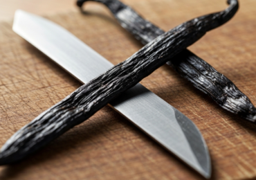 Comment Fendre et Gratter une Gousse de Vanille Correctement : Le Guide du Débutant